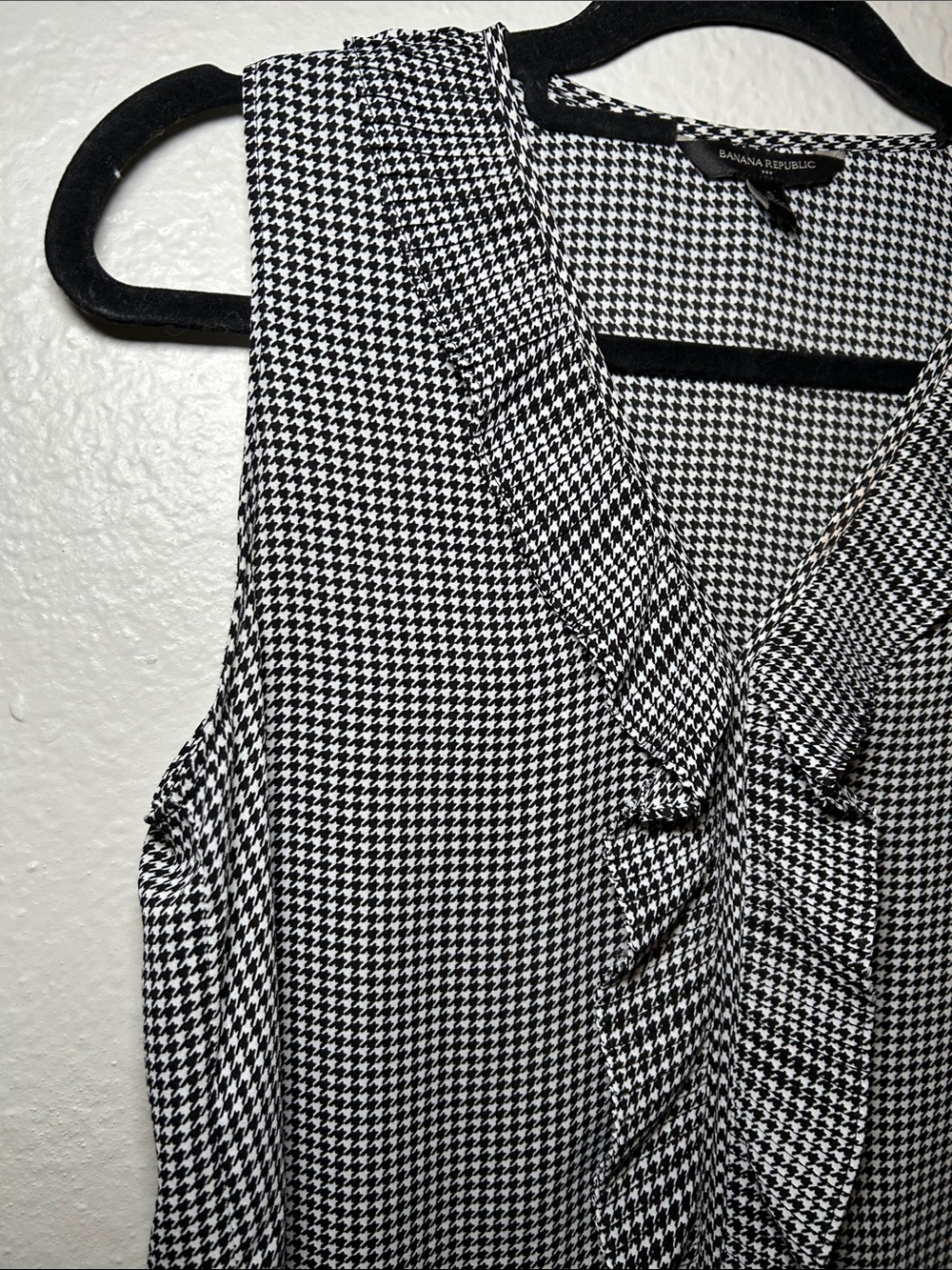 Women's Jacket Subcategory Identification - Picture 3 of 7